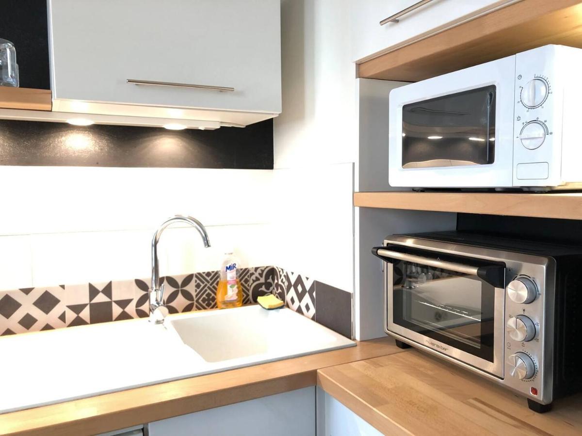 Le Noir Bois Et Blanc - Studio - Wifi - Centre Ville - Entree Autonome Quimper Exteriér fotografie