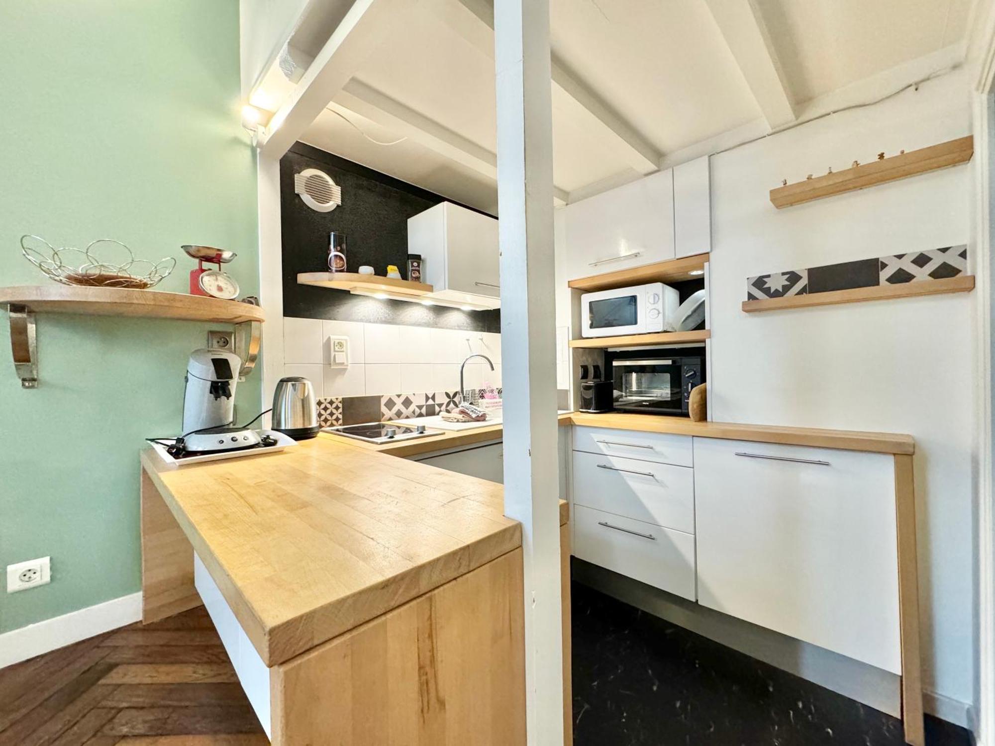 Le Noir Bois Et Blanc - Studio - Wifi - Centre Ville - Entree Autonome Quimper Exteriér fotografie